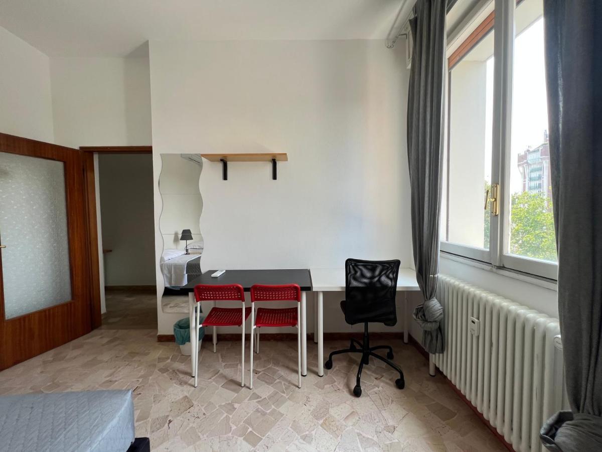 Bologna Fiera Fani Apartment Bolonha Exterior foto