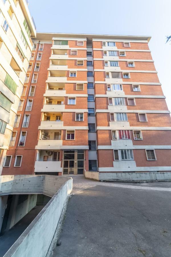 Bologna Fiera Fani Apartment Bolonha Exterior foto